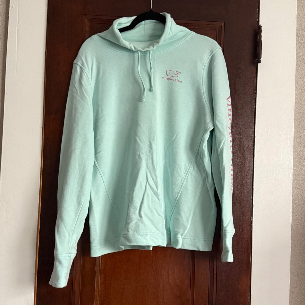 Vineyard Vines Cowl Neck Shep Shirt Size M